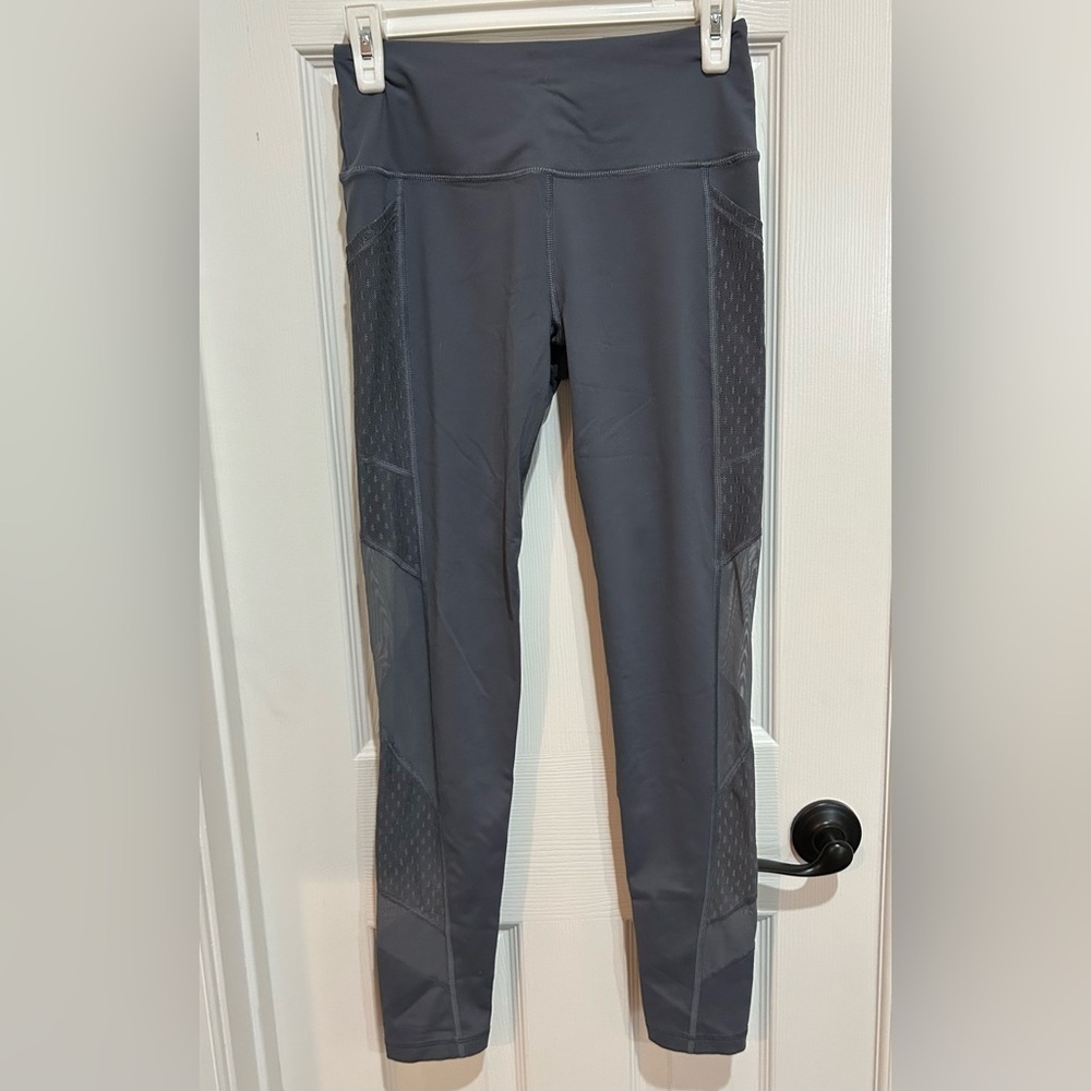 Victoria's Secret Sport Grey Pocket Leggings Small